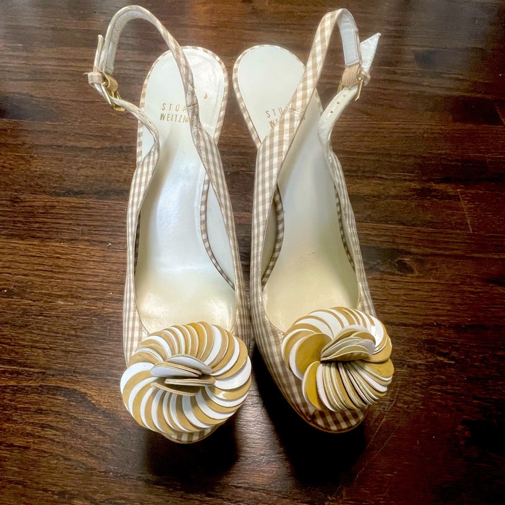 Stuart Weitzman super cute 5.5” heels! Size 9